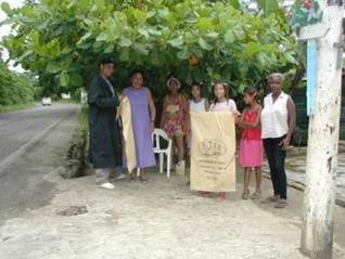 Trash Collection at A Mother's Wish Foundation - Operating Pequenos Pasitos, a clinic and community center outside of Santiago, Domincan Republic.