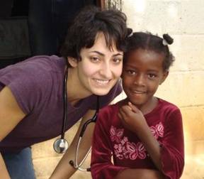 Solmaz Behtash volunteering at A Mother's Wish Foundation - Operating Pequenos Pasitos, a clinic and community center outside of Santiago, Domincan Republic.